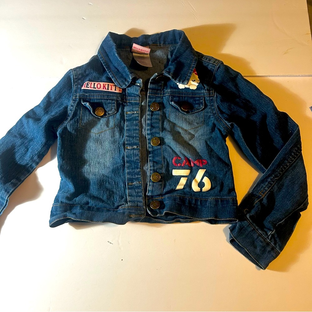 Hello Kitty girls size 6 jean jacket